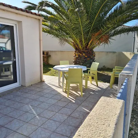 メゾン ドゥ ヴァカンス *