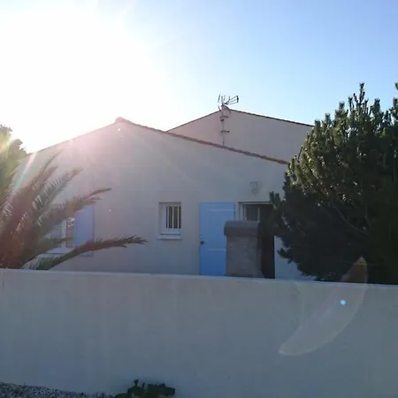 メゾン ドゥ ヴァカンス Saint-Denis-dʼOléron